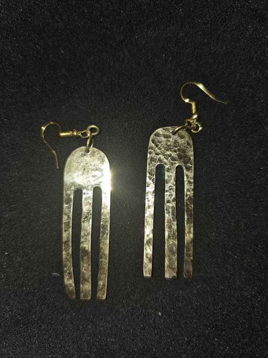 AATC BRASS LONG COMB EARINGS